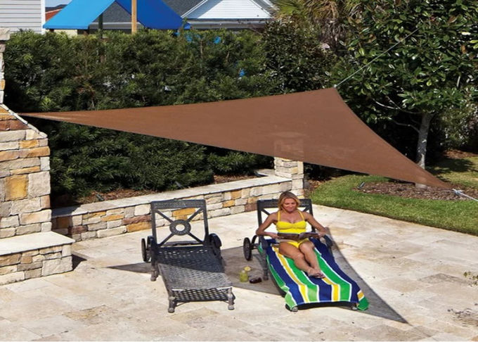 Dreieck schattiert Garten-Schatten-Segel für verfügbares Swimmingpool-Jungfrau HDPE 100%
